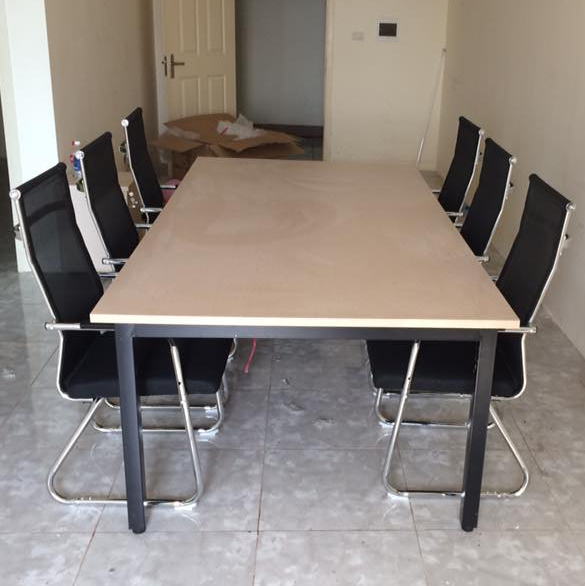 Bàn họp chân sắt KB2020